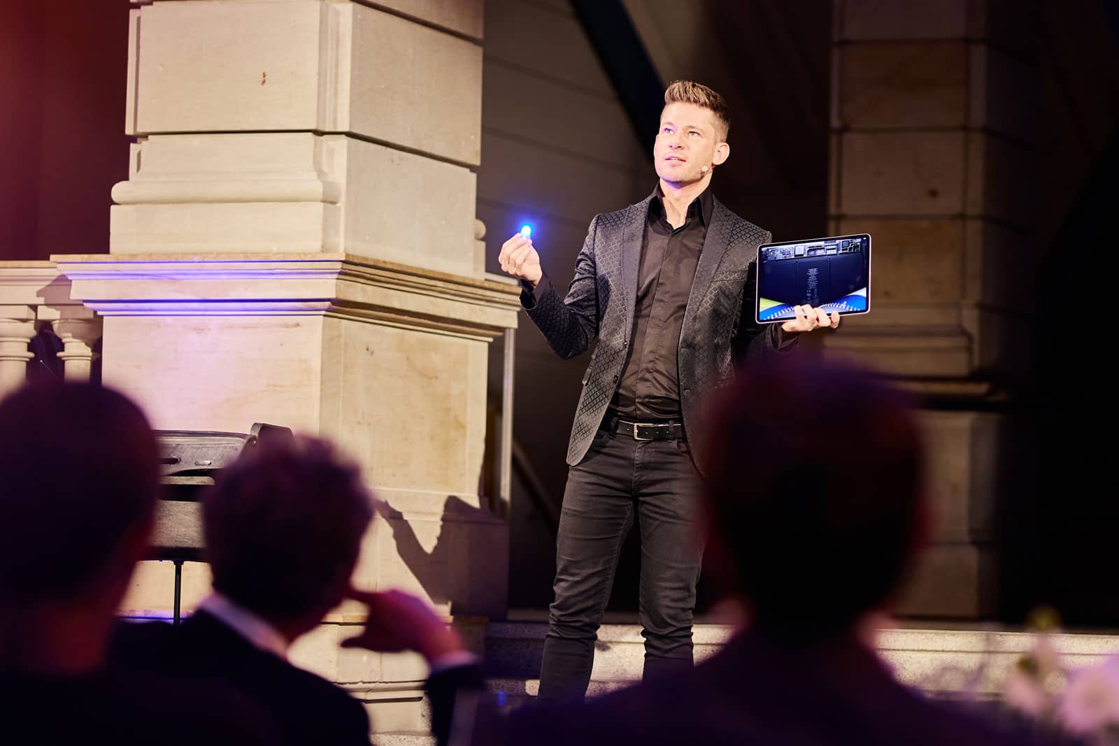 Vortrag Künstliche Intelligenz von iPad Zauberer Andreas Axmann